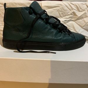 🔺SOLD🔺 Balenciaga Arena size 44